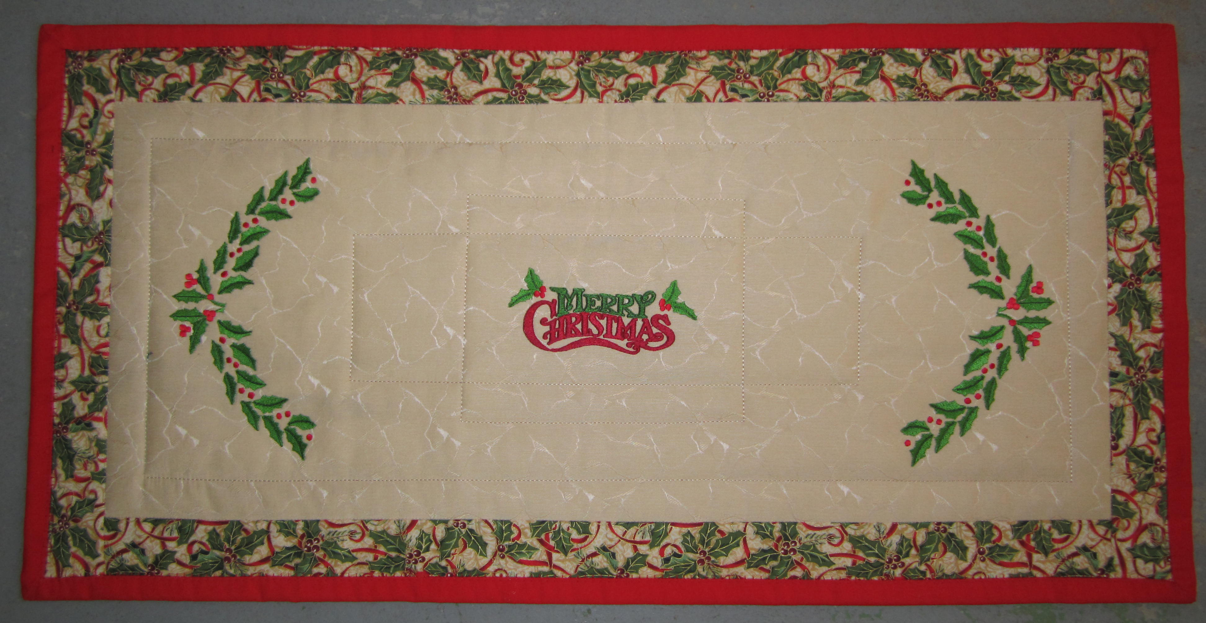 Christmas tablerunner